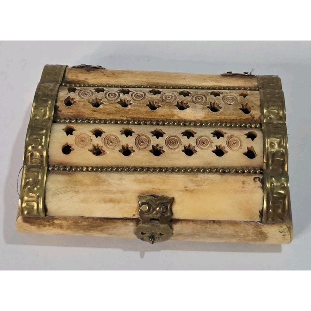 Vintage Camel Bone Jewelry Trinket Box with Brass Inlay Work Excellent Condition